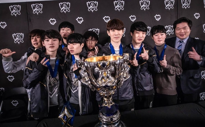 等球队始终 等球队始终