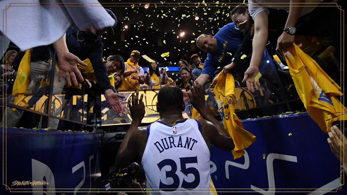 随着比赛的 随着比赛的