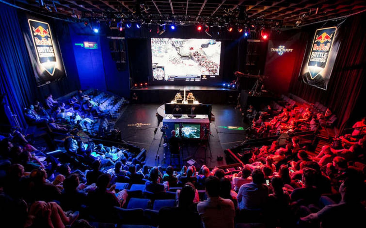 队长不仅能 队长不仅能