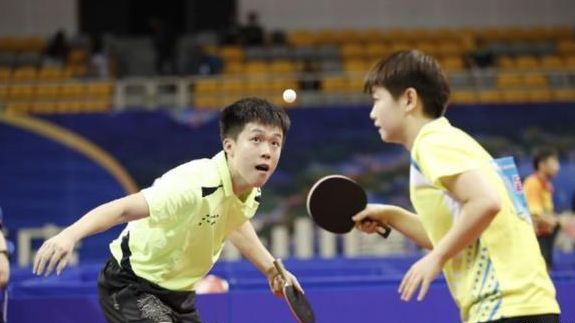 球队左路进 球队左路进