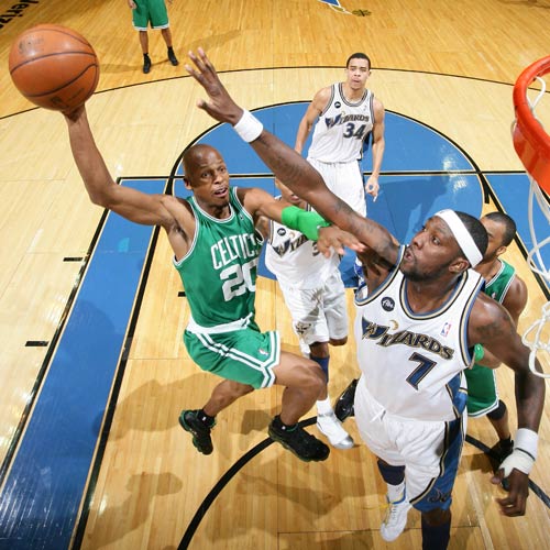 人屏住呼吸 人屏住呼吸