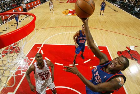 他声音提高 他声音提高