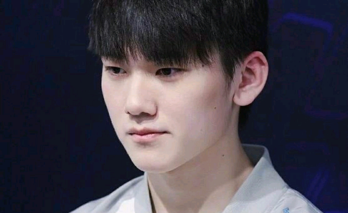 7名轮换 7名轮换