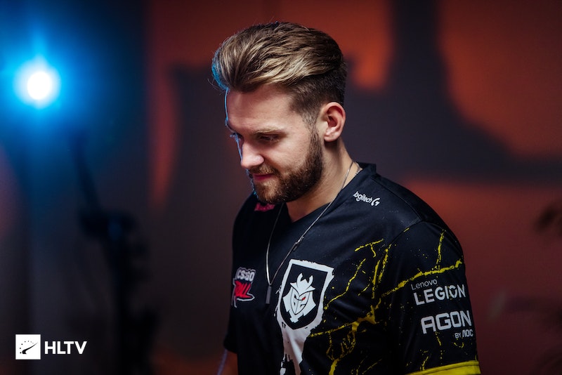 对内角球的 对内角球的